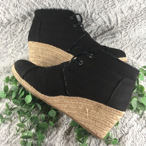 Toms Shoes - Toms Navy Canvas Wedge Booties